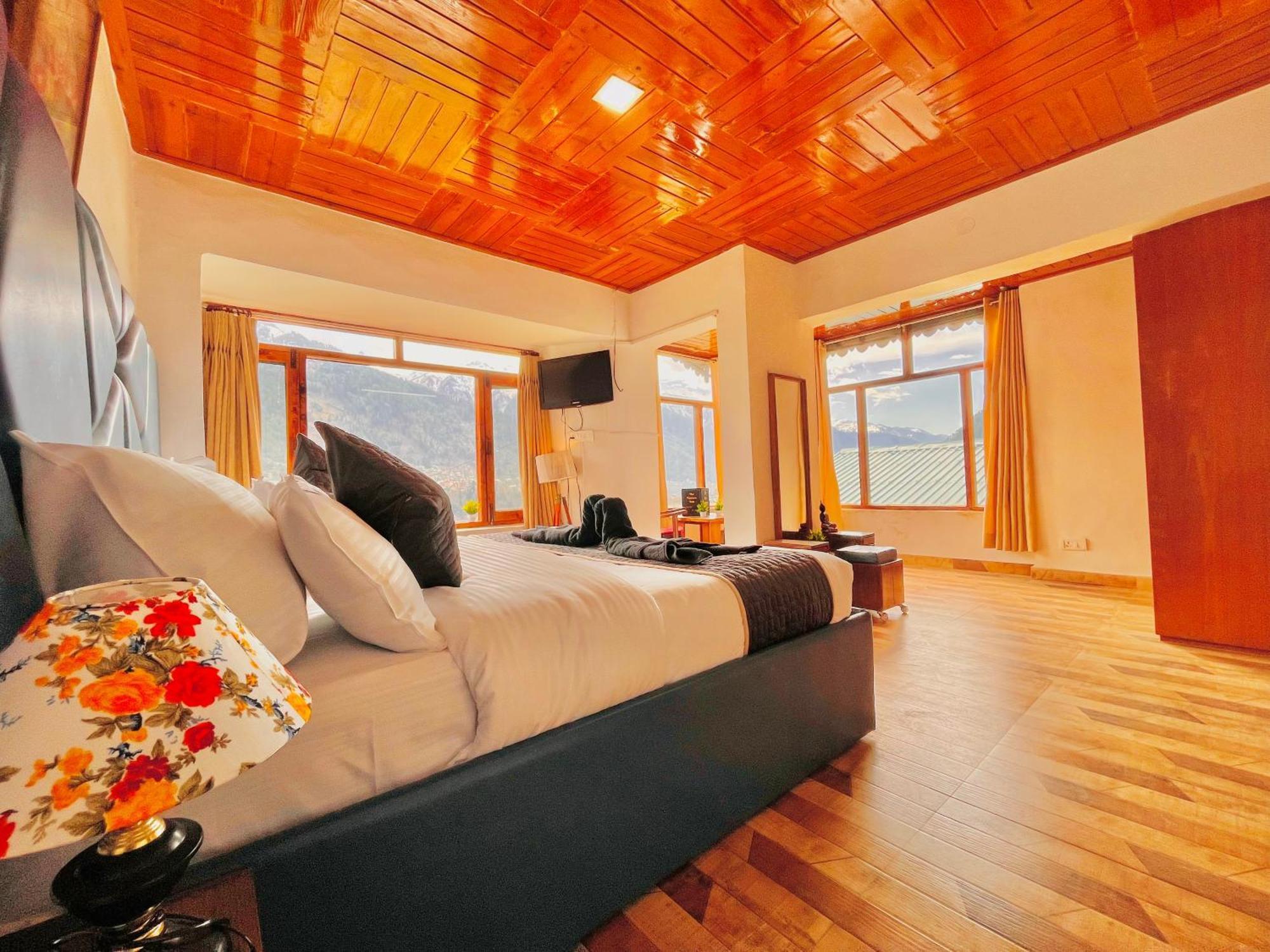 Himalayan River Mountain View 2 Bedrooms Cottage, Manali Kültér fotó